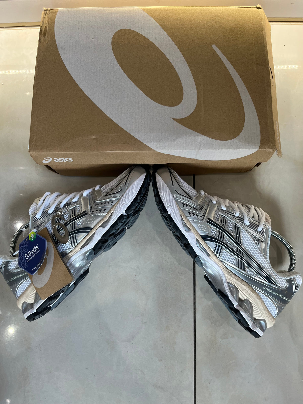 Asicks Gel Kayano 14 graphite grey