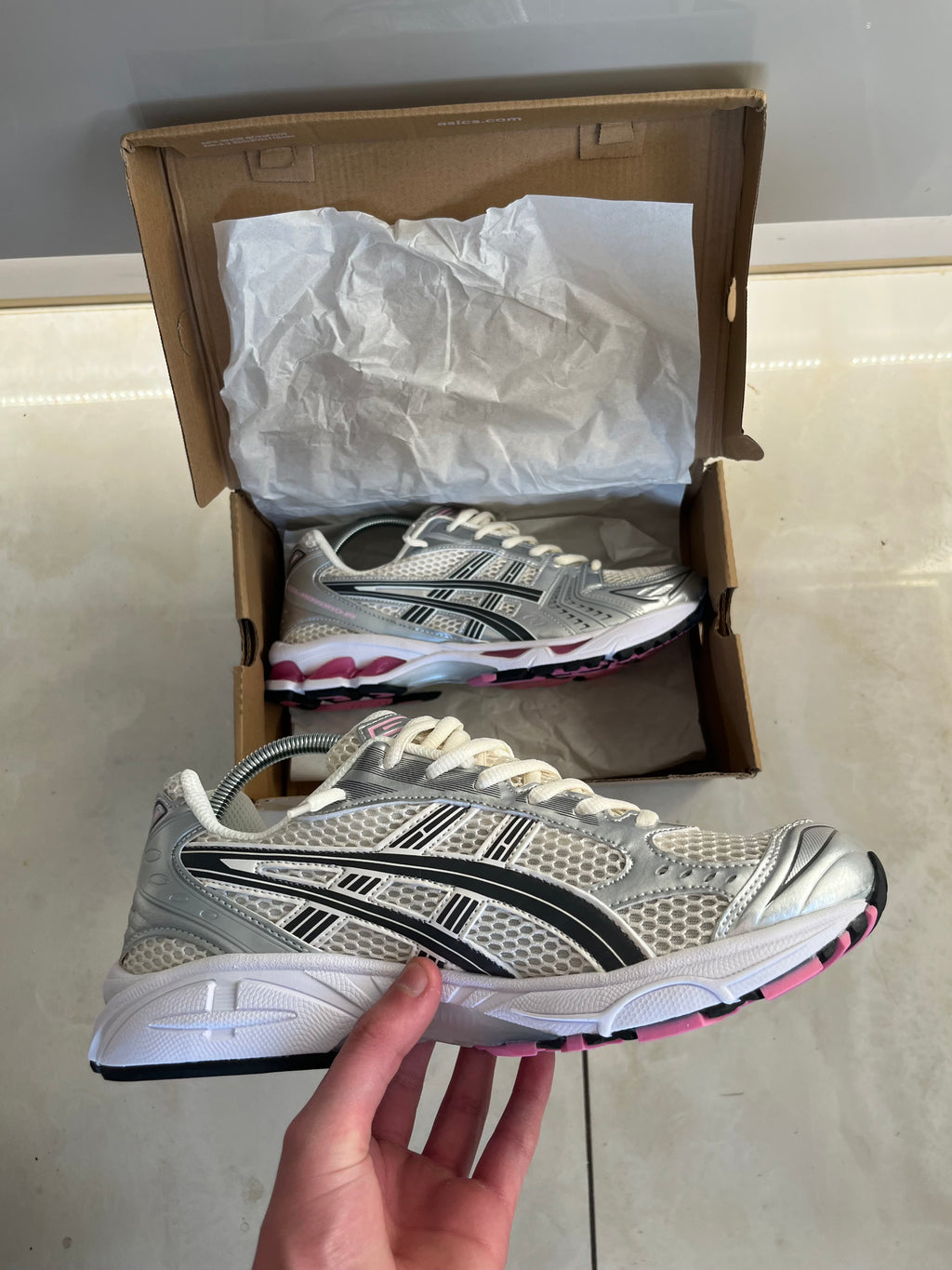 Asicks Gel Kayano 14 pink/grey