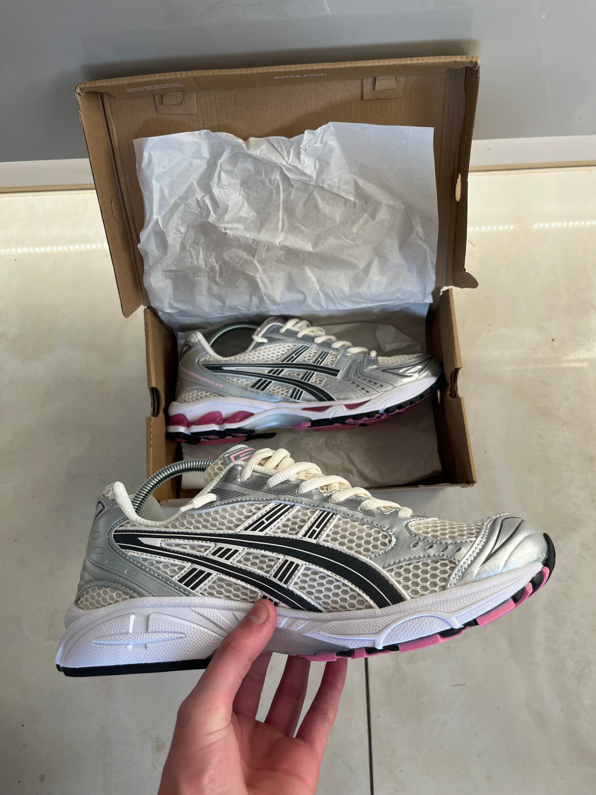 Asicks Gel Kayano 14 pink/grey