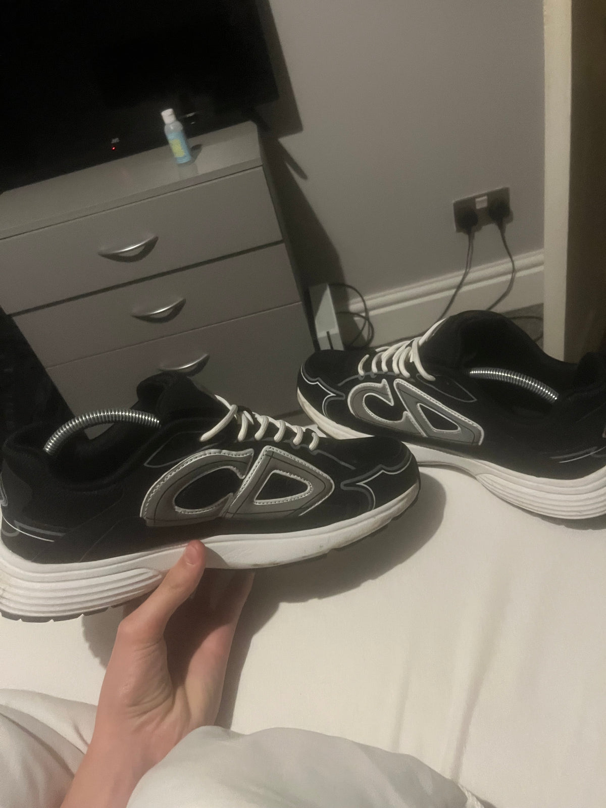 Deor B30 Black/White