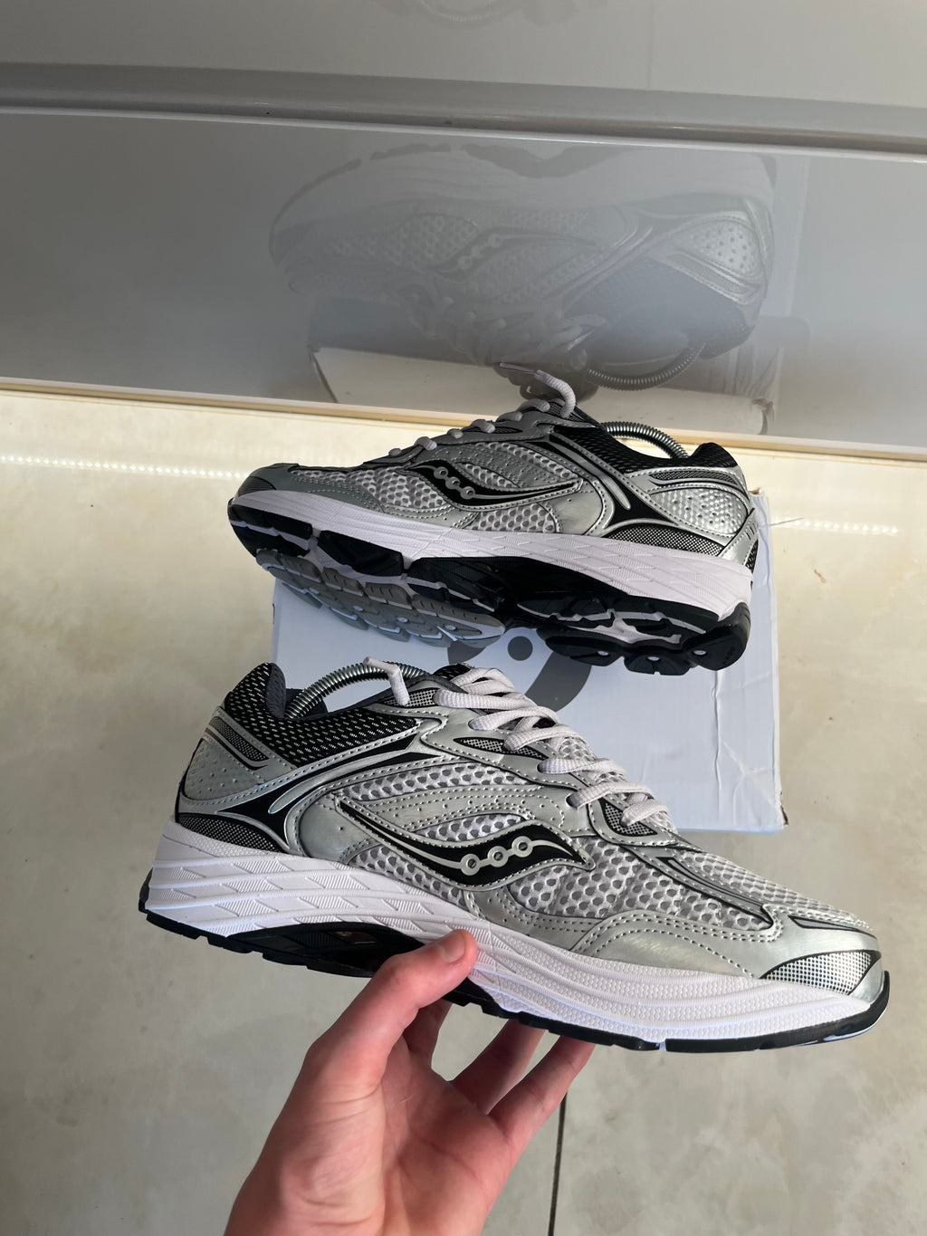 sauconie Grey